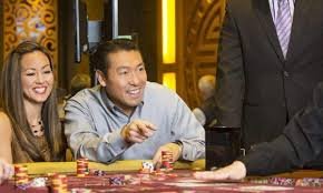 Philippine player discovering new casino game titles on moonstar88 mobile browser